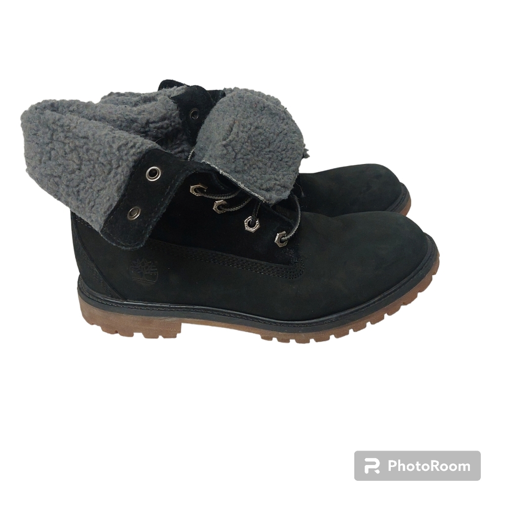Timberland Women's Black and Gray Boots
